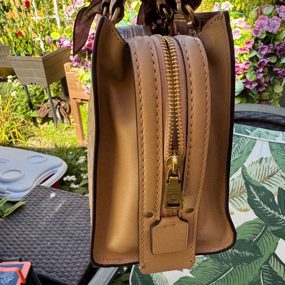 Coach Rogue Bag 25 In Signature Leather With Floral Bow Print Interior - Picture 6 of 16